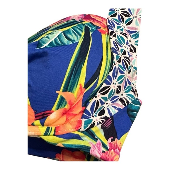 Tommy Bahama Orchid Grove Underwire Molded Cup Halter Bikini Top NWOT - Picture 3 of 6